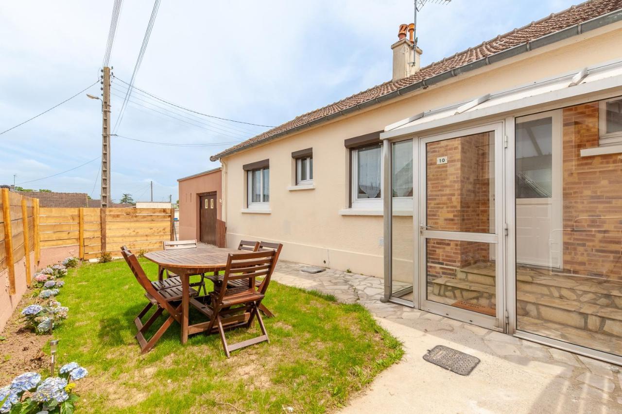Gite Renardeau - Maison A Deux Pas Du Centre Ville Carentan Eksteriør billede